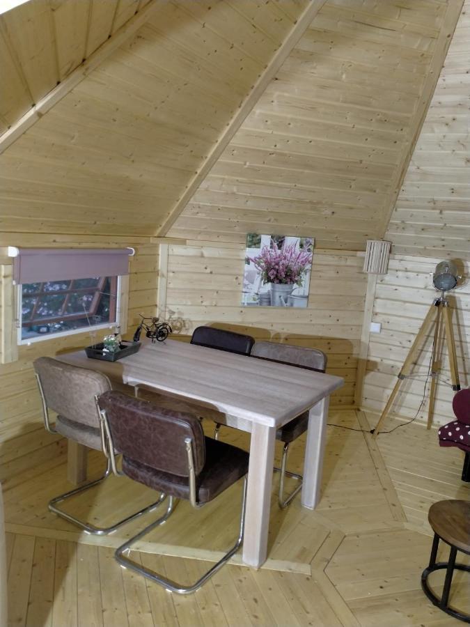 Kota Wadway Villa Spanbroek Bagian luar foto